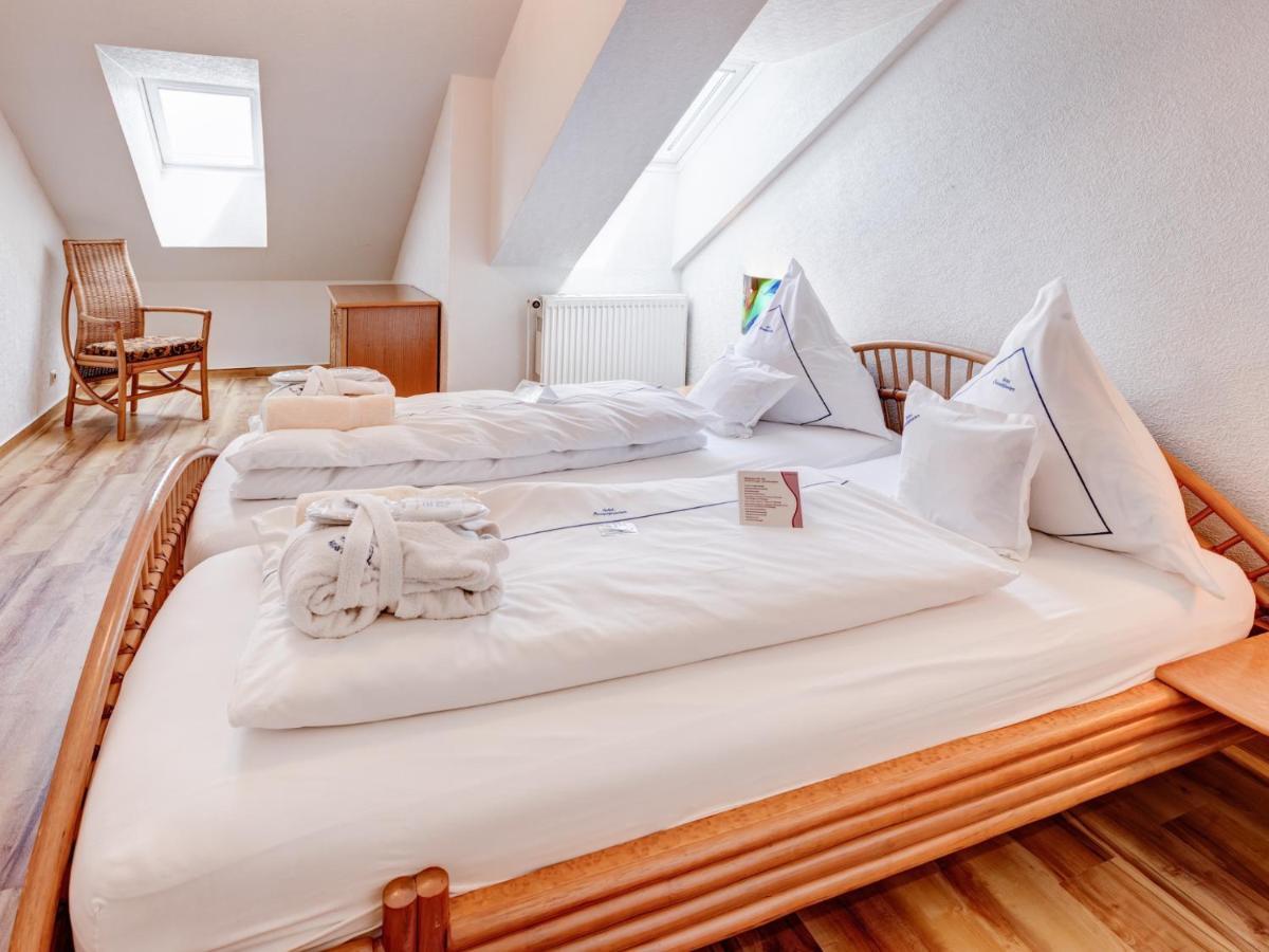 Hotel Seeschloesschen Hohwacht Bagian luar foto