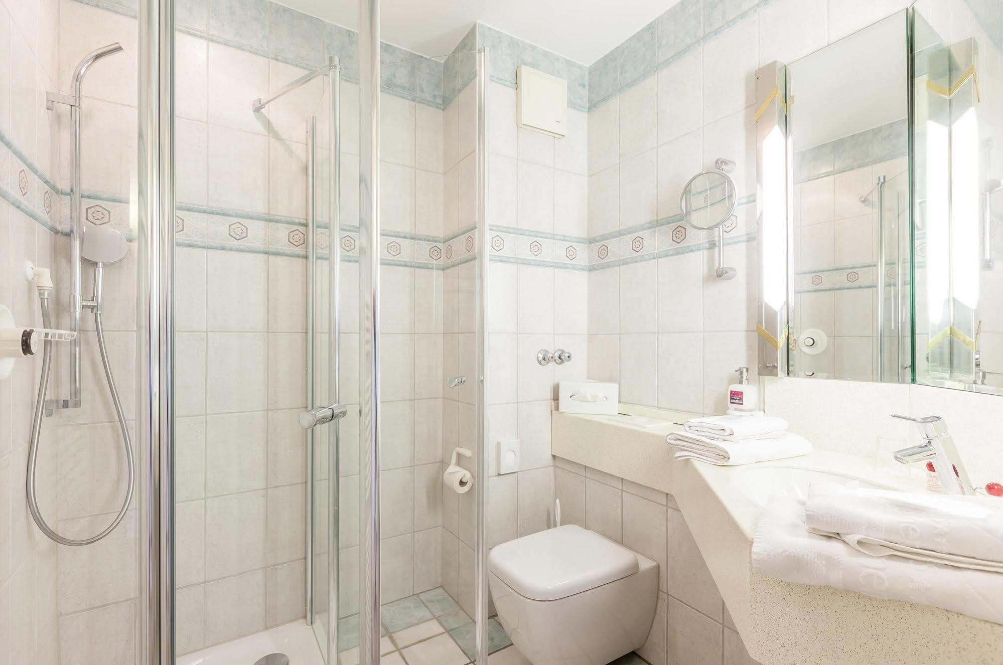 Hotel Seeschloesschen Hohwacht Bagian luar foto