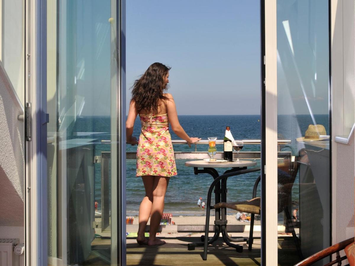 Hotel Seeschloesschen Hohwacht Bagian luar foto
